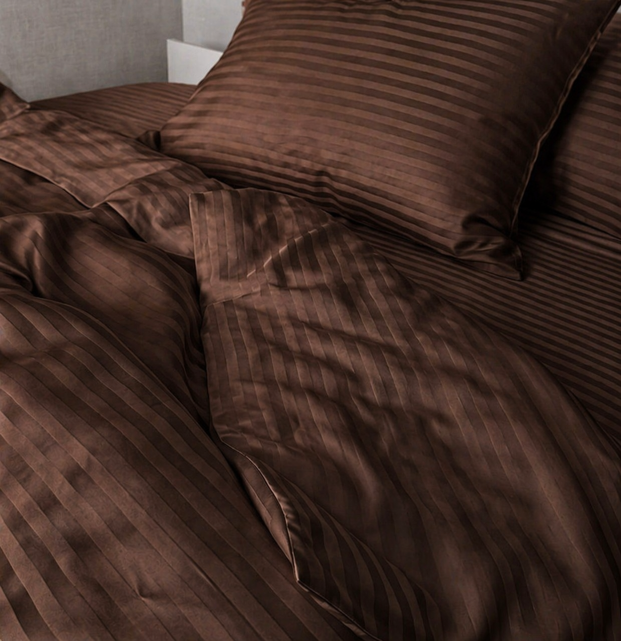 Satin Stripes ⭐⭐⭐⭐⭐ (4.9)